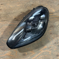Porsche Cayenne driver headlight - COMPLETE with modules - 958 631 285 02 - *A0