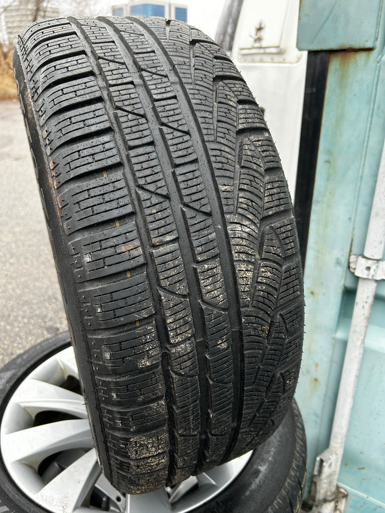 BMW x1 / x3 oem rims & Pirelli winter tires - 225/50/17 - A1*