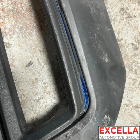 Chevrolet Camaro front bumper - 84341840 - *A0