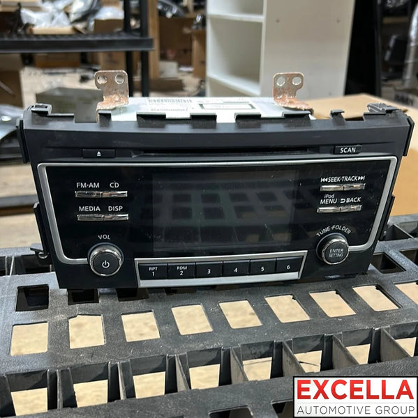 Nissan Altima radio unit, non nav - Part #28185 9HT1A / 281859HT1A